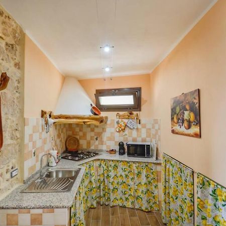 Appartamento Vista Incantevole Domm'E Orrosaria เบาเนย์ ภายนอก รูปภาพ